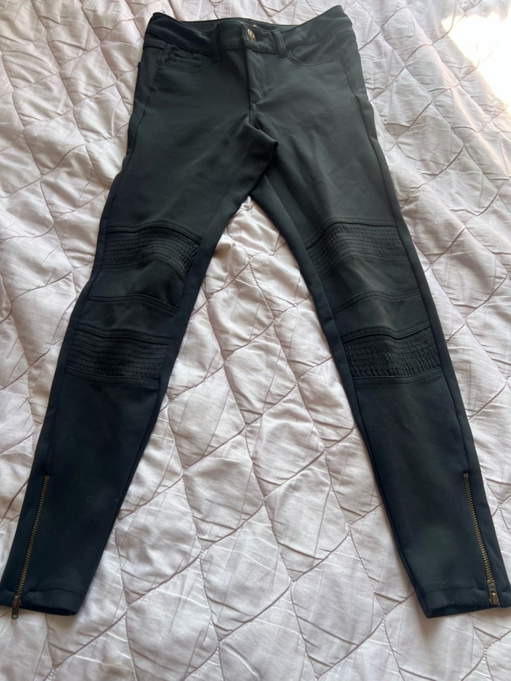 Black Moto-Style Leggings with Knee Paneling
